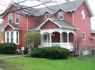 358 E York Ave, West Chicago, IL 60185