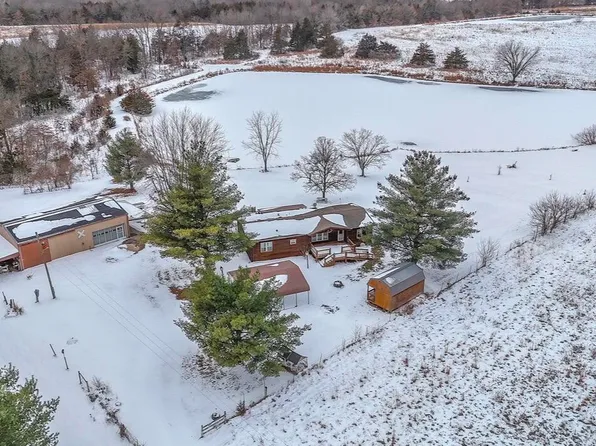 1387 Kelsch Ln, Auxvasse, MO 65231