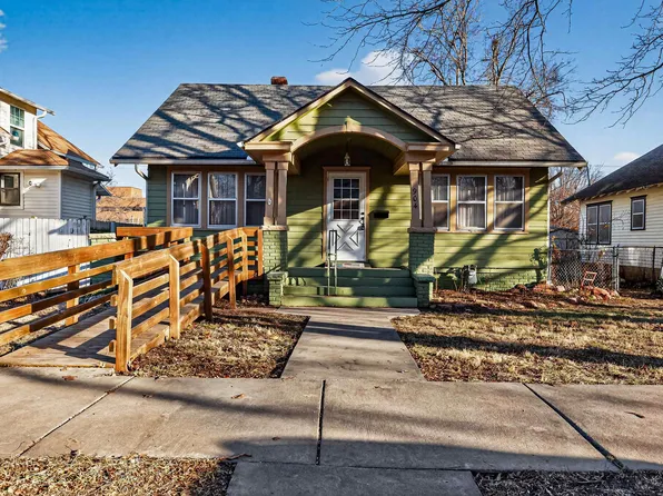 904 SW Jewell Ave, Topeka, KS 66606