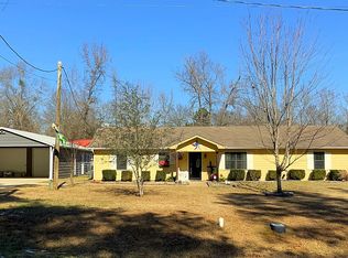 210 E Whatley Rd, White Oak, TX 75693