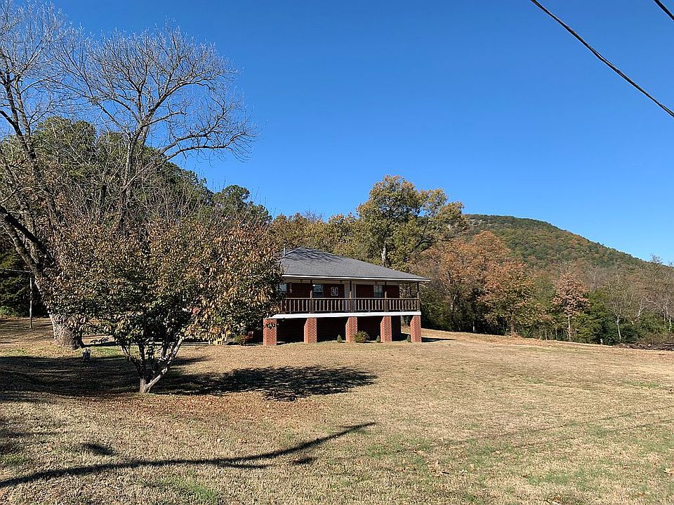 Street view with mountain 