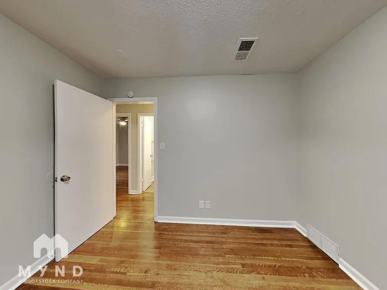 8206 Whitehead Dr — Photo 18