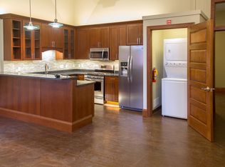 223 W 4th St STE 102, Waterloo, IA 50701