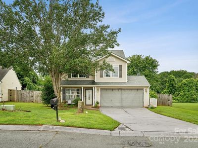 627 Overlook Rd, Lowell, NC, 28098