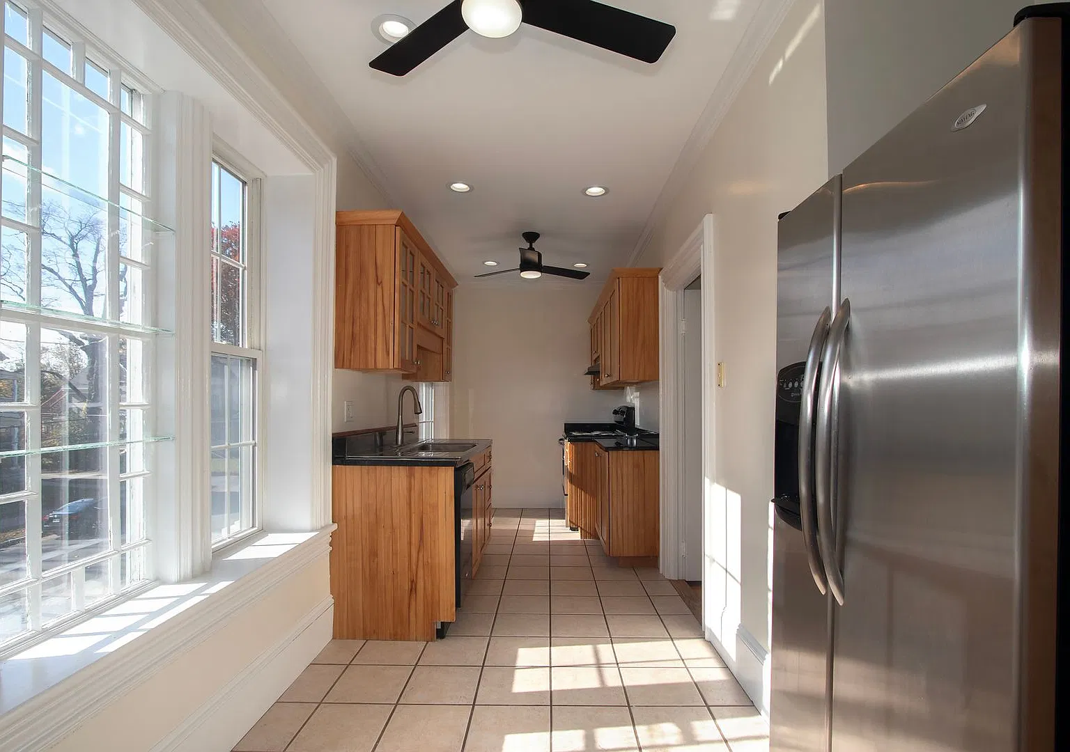 45-47 Summer St — Photo 1