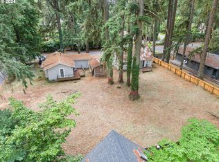 16061 Waluga Dr, Lake Oswego, OR 97035
