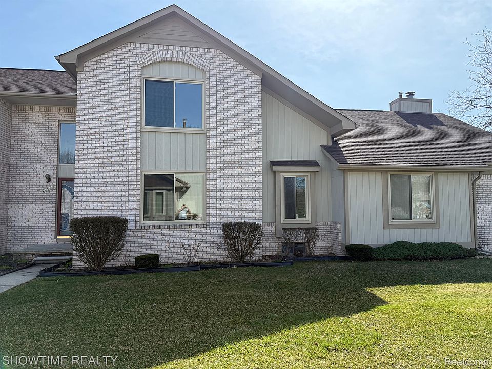 1st image of 20399 Villa Grande Cir