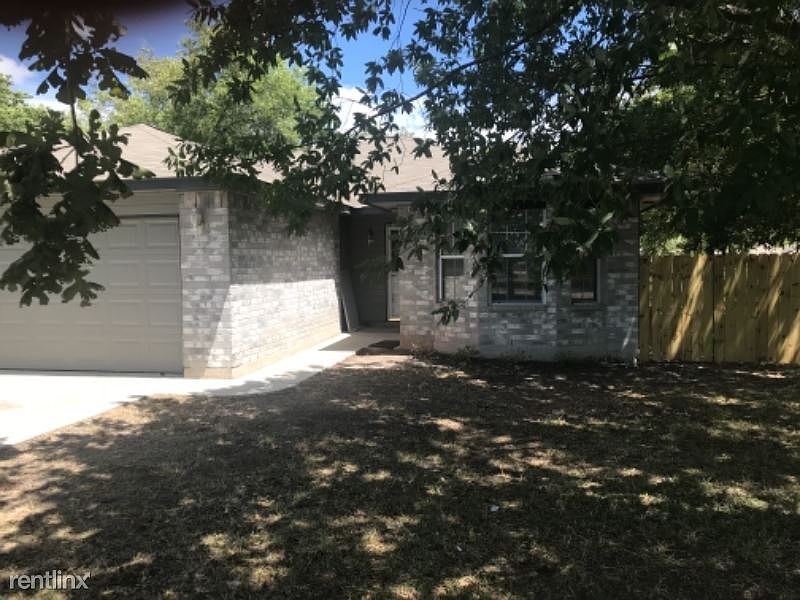 1st image of 993 Seminole Dr