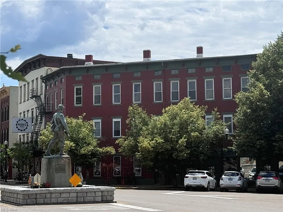 18 E Main St #1
