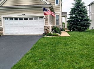 1149 Hampton Ln, Yorkville, IL 60560
