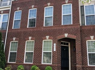 19371 Coppermine Sq, Leesburg, VA 20176
