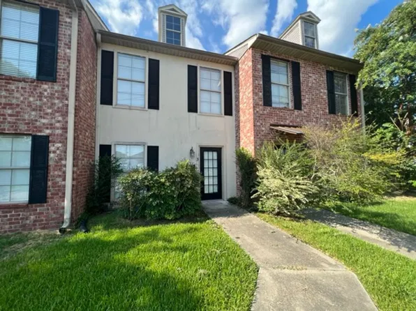 212 W 11th Street, 212 W 11th St APT 3, Lake Charles, LA 70601