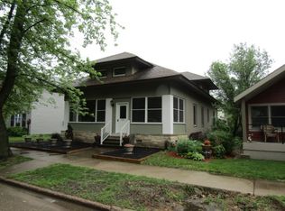 126 N River Park Dr, Guttenberg, IA 52052