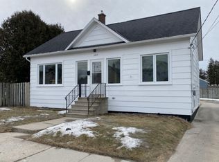 1817 13th St, Two Rivers, WI 54241