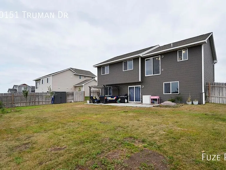 20151 Truman Dr — Photo 2