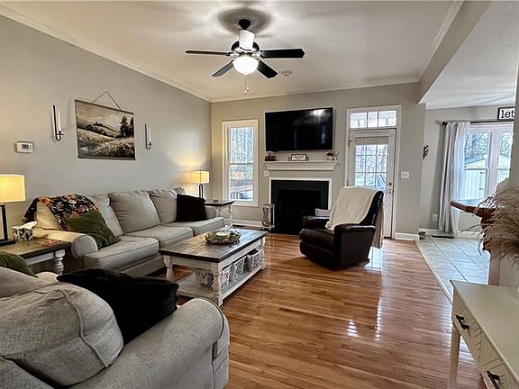 4th image of 119 Alexandria Ln