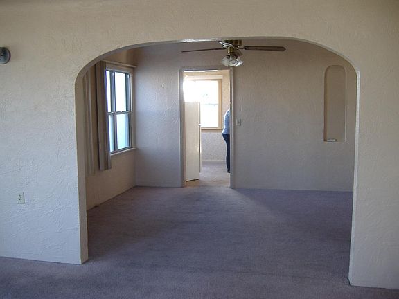 Livingroom looking into dining room