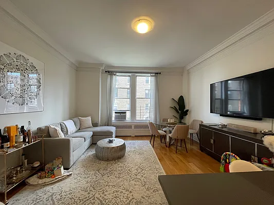 Rented by Rita S Citrin, LREB | media 12