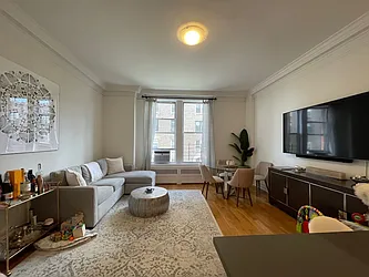 Rented by Rita S Citrin, LREB