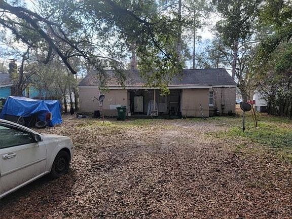 2nd image of 917 11th Ave