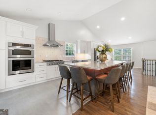 415 Suwanee East Dr, Lawrenceville, GA 30043