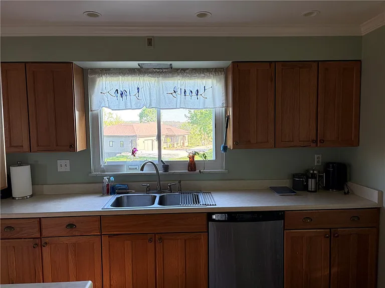 359 Dorseyville Rd — Photo 7