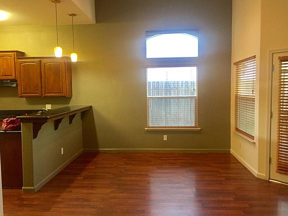 5th image of 10864 N Bunkerhill Dr