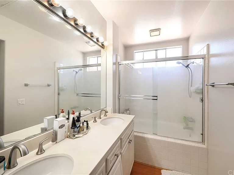 2684 Dietrich Dr — Photo 44