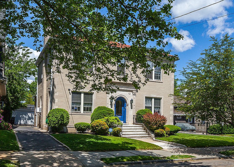 1st image of 410-414 Highland Ave