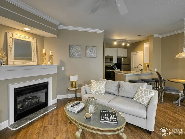 1791 Drayton Park Ct — Photo 3
