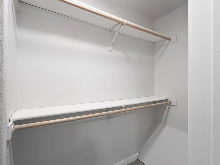 7035 Gold Kings Ave — Photo 12