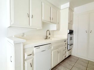 828 4th St #204, Santa Monica, CA 90403