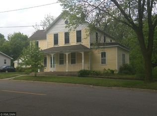 411 1st St N, Winsted, MN 55395