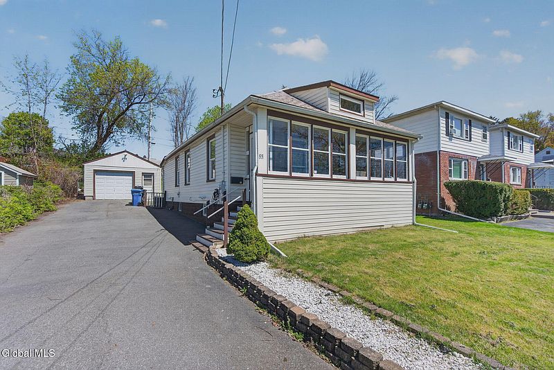 2nd image of 55 Pleasantview Avenue