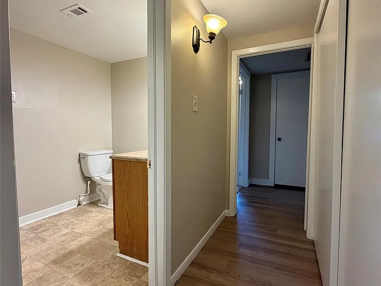 503 McKee St — Photo 5