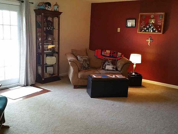 3rd image of 4536 Saint Clair St