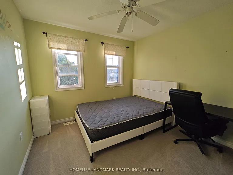 370 Sauve Cres — Photo 11