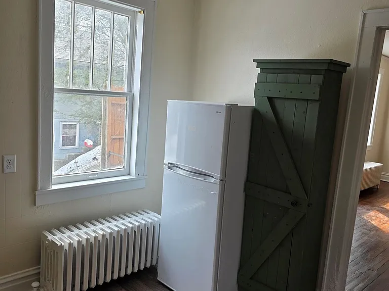 241 S Heber St — Photo 6