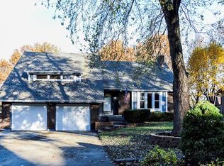 113 SE Alger Dr, Blue Springs, MO 64014