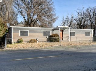 2811 NE Riverside Ave, Pendleton, OR 97801