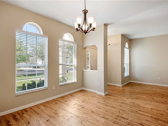 5th image of 2662 Slagrove Ct