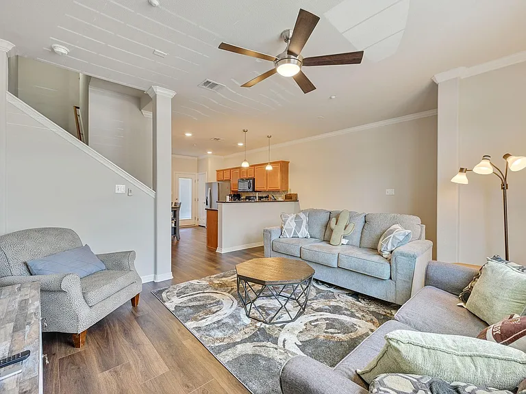 305 Holleman Dr E #1702 — Photo 2