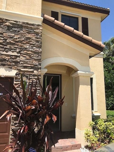 1st image of 11245 NW 88th Ter Unit 11245