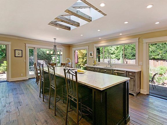 2nd image of 779 Cordilleras Dr