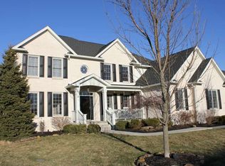 13513 Water Crest Dr, Fishers, IN 46038
