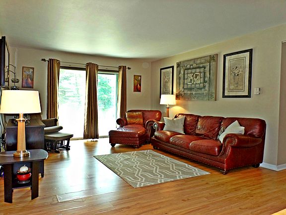 5th image of N114W16932 Murillo Dr