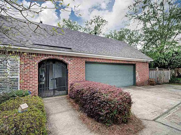 4th image of 119 Cypress Lake Blvd S