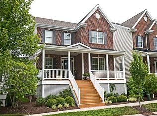 414 Chapel Harbor Dr, Pittsburgh, PA 15238
