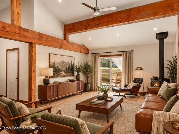 362 Scrub Oak Dr, Star Valley Ranch, WY 83127