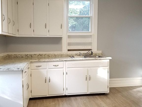 2nd image of 53 Parker Ave